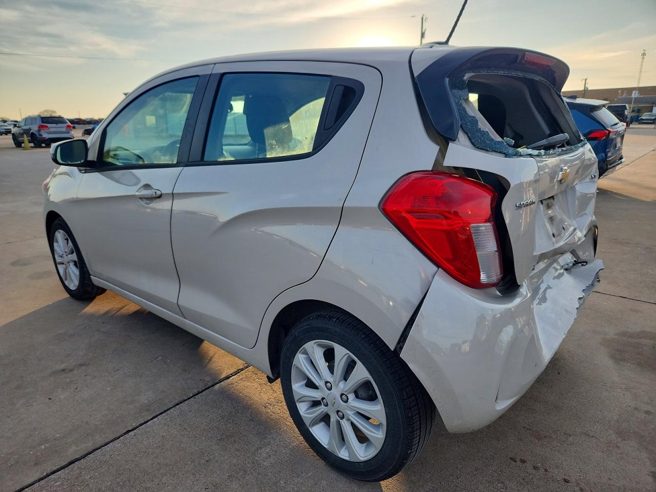 2017 CHEVROLET SPARK 1LT photo 2