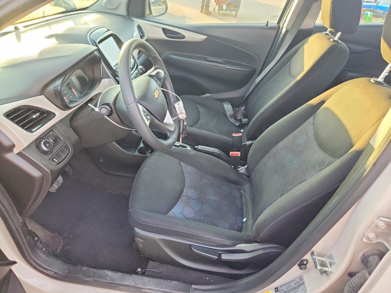 2017 CHEVROLET SPARK 1LT photo 7