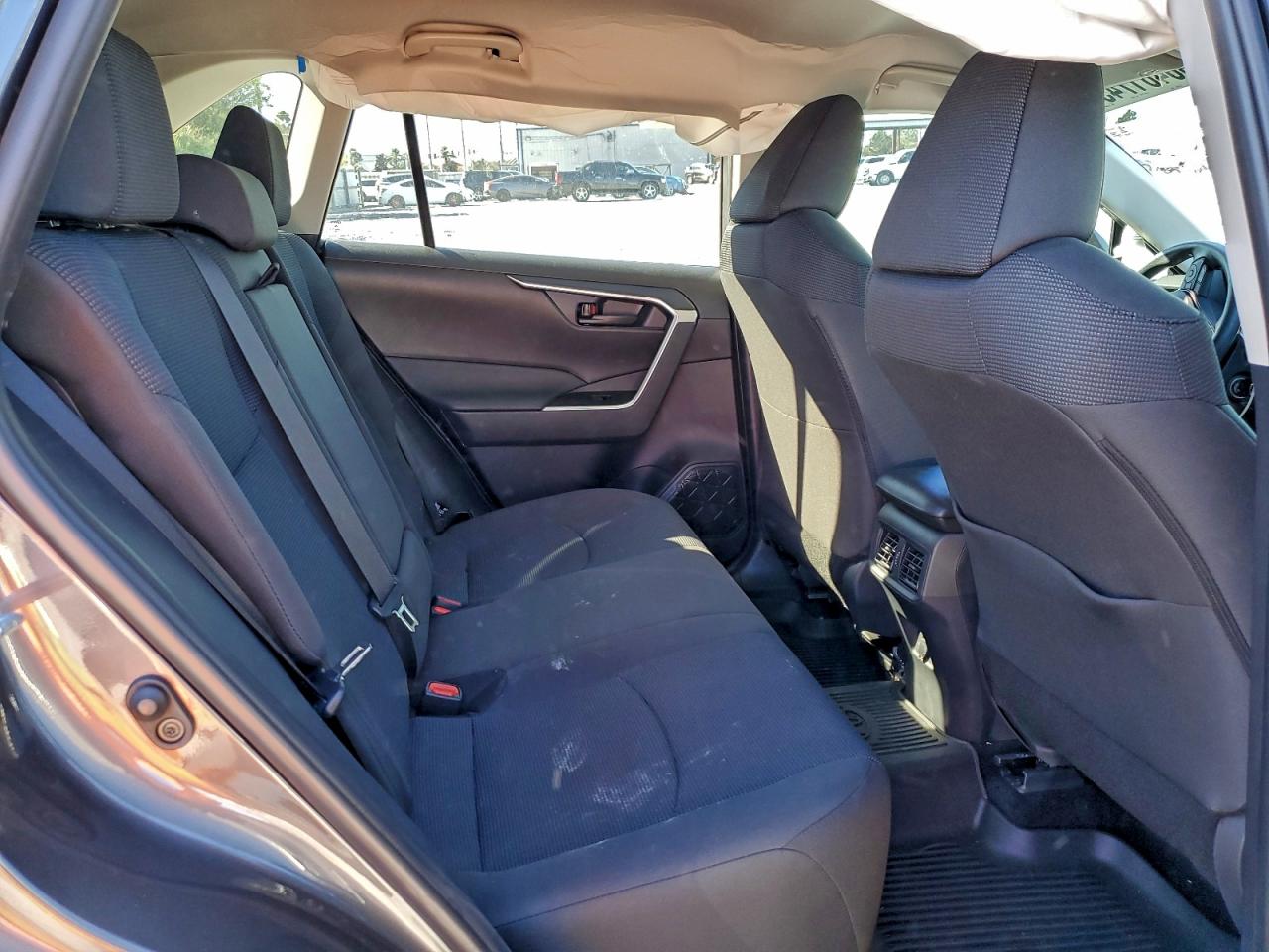 2024 TOYOTA RAV4 LE photo 11