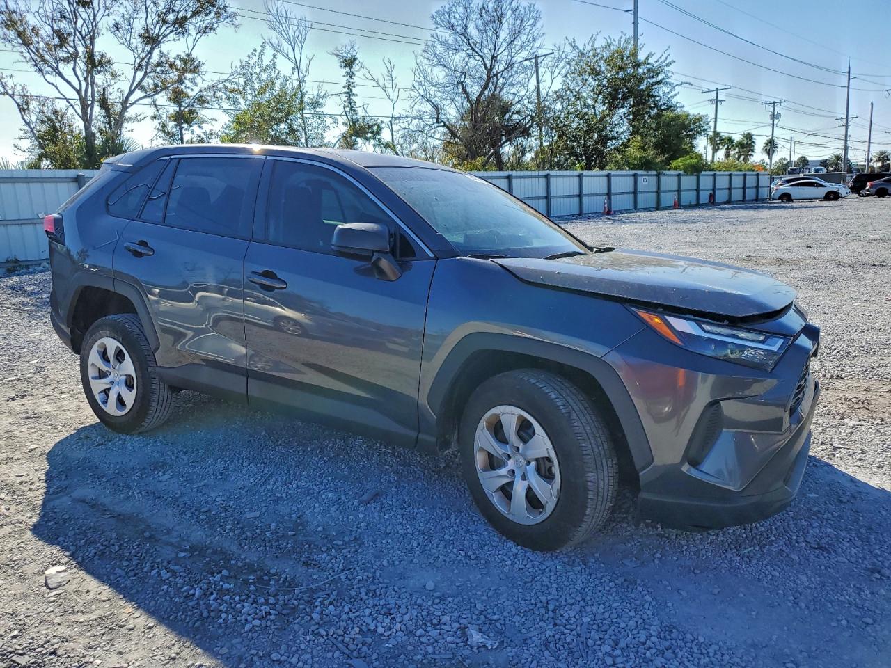 2024 TOYOTA RAV4 LE photo 4