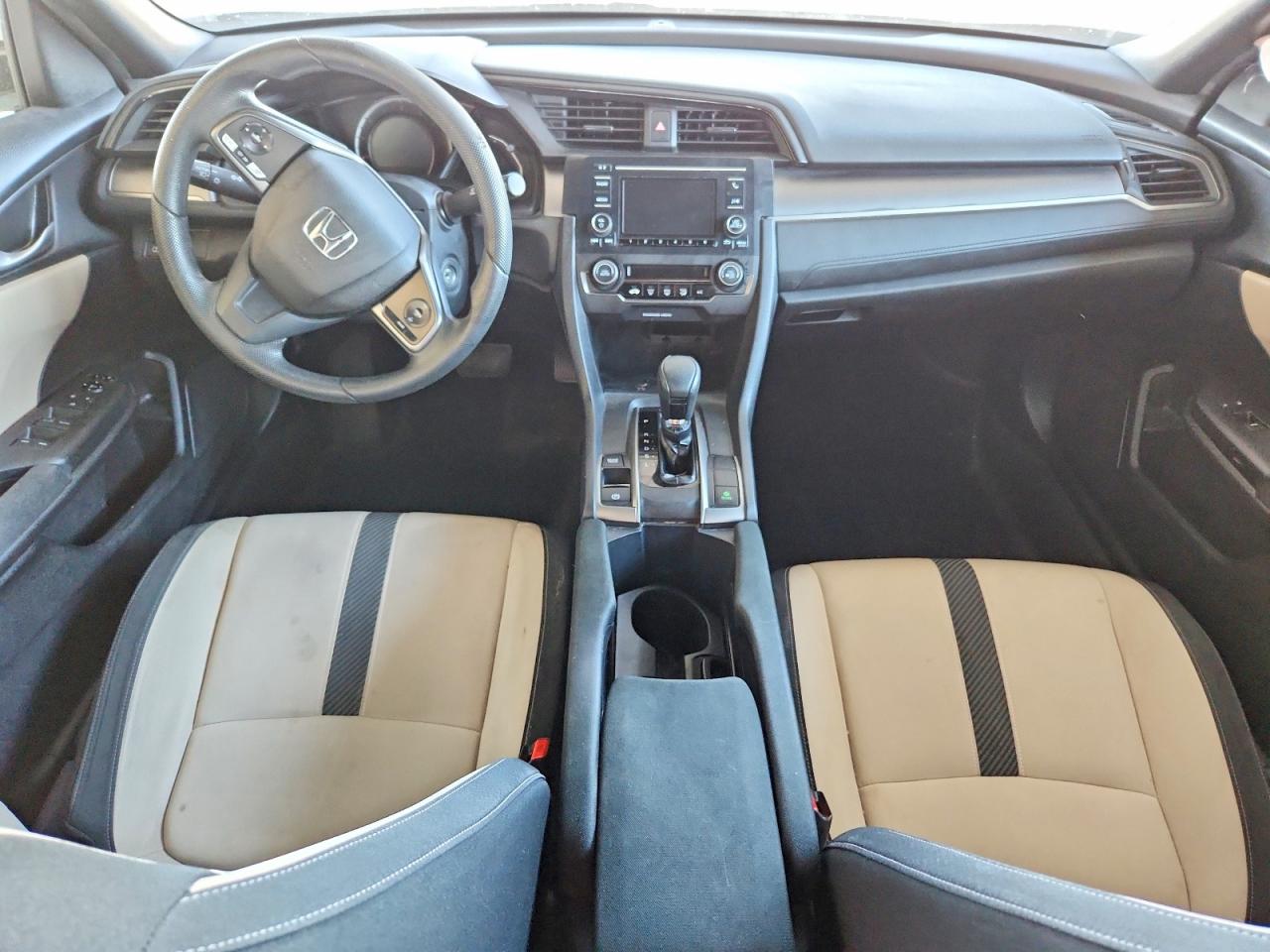 2017 HONDA CIVIC LX photo 8