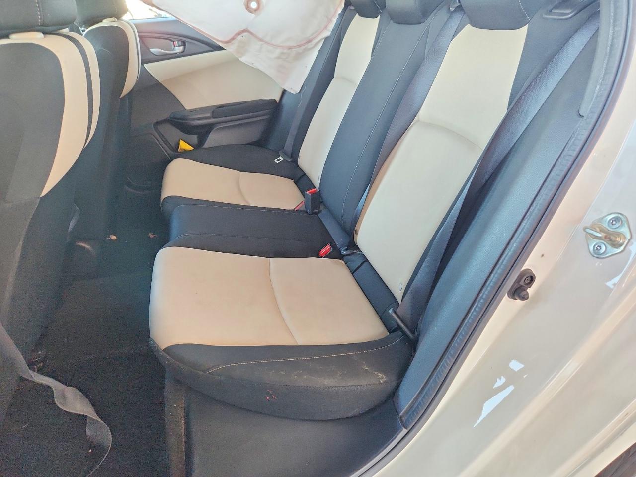 2017 HONDA CIVIC LX photo 10