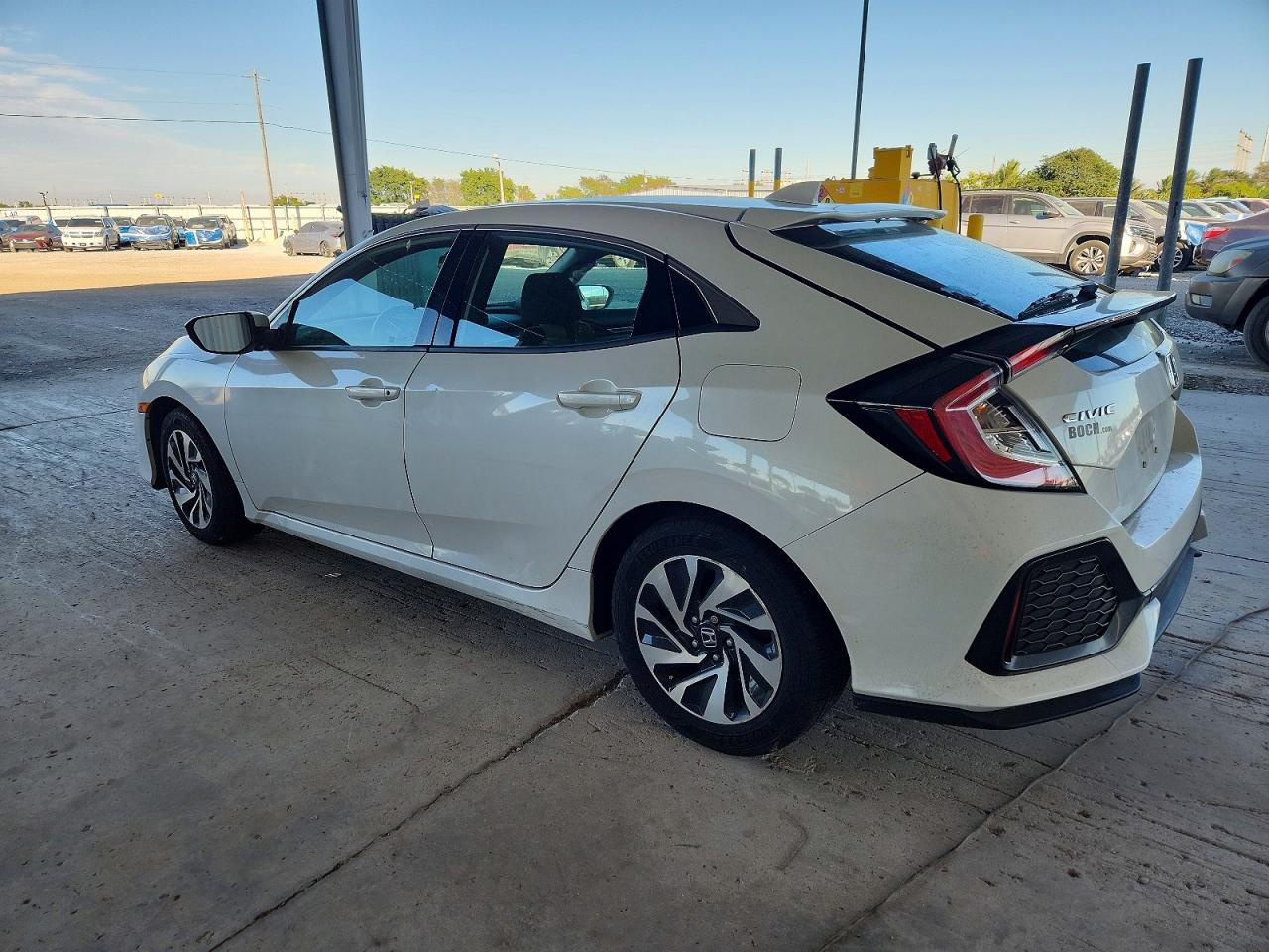 2017 HONDA CIVIC LX photo 2