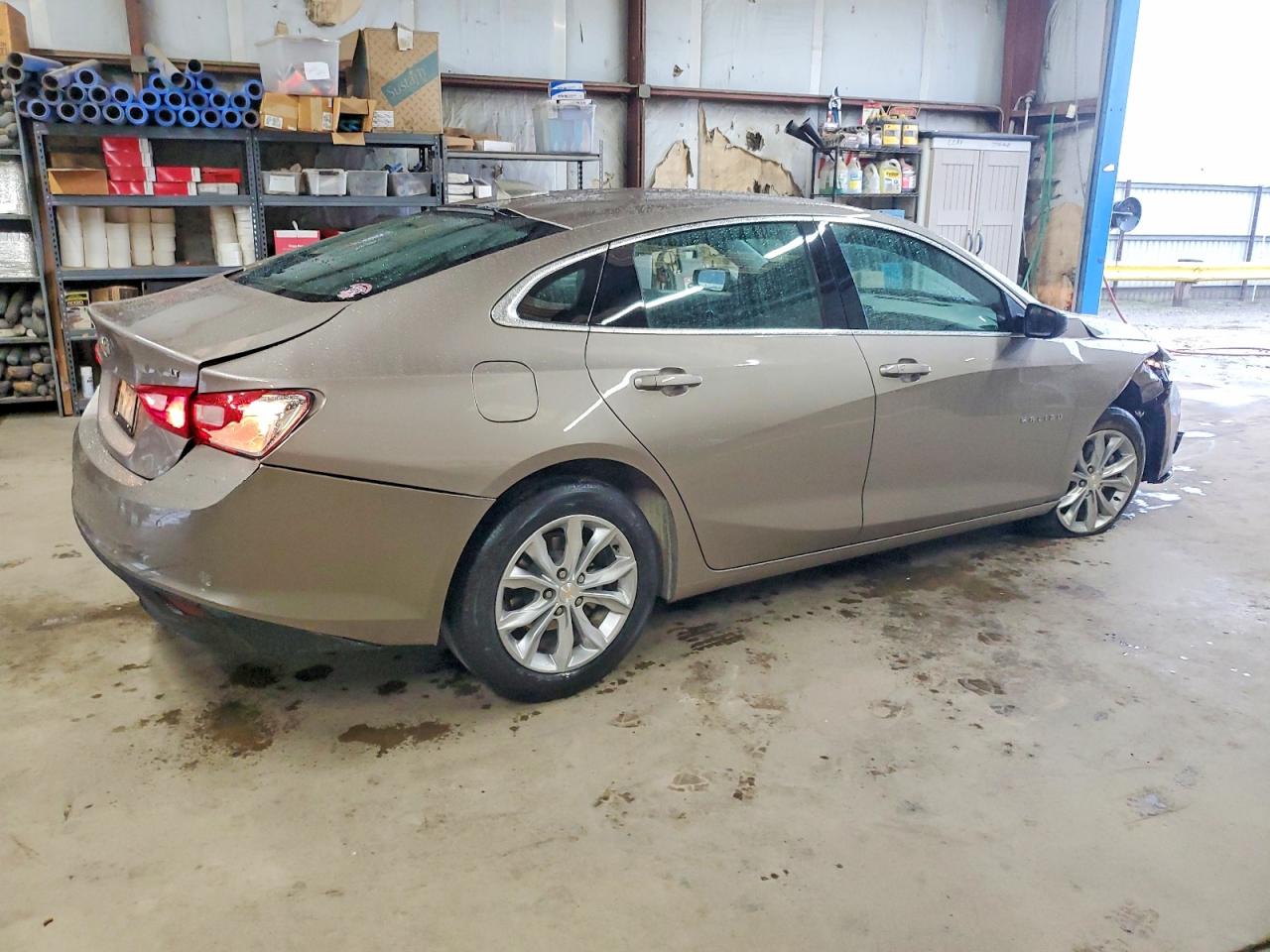 2023 CHEVROLET MALIBU LT photo 3