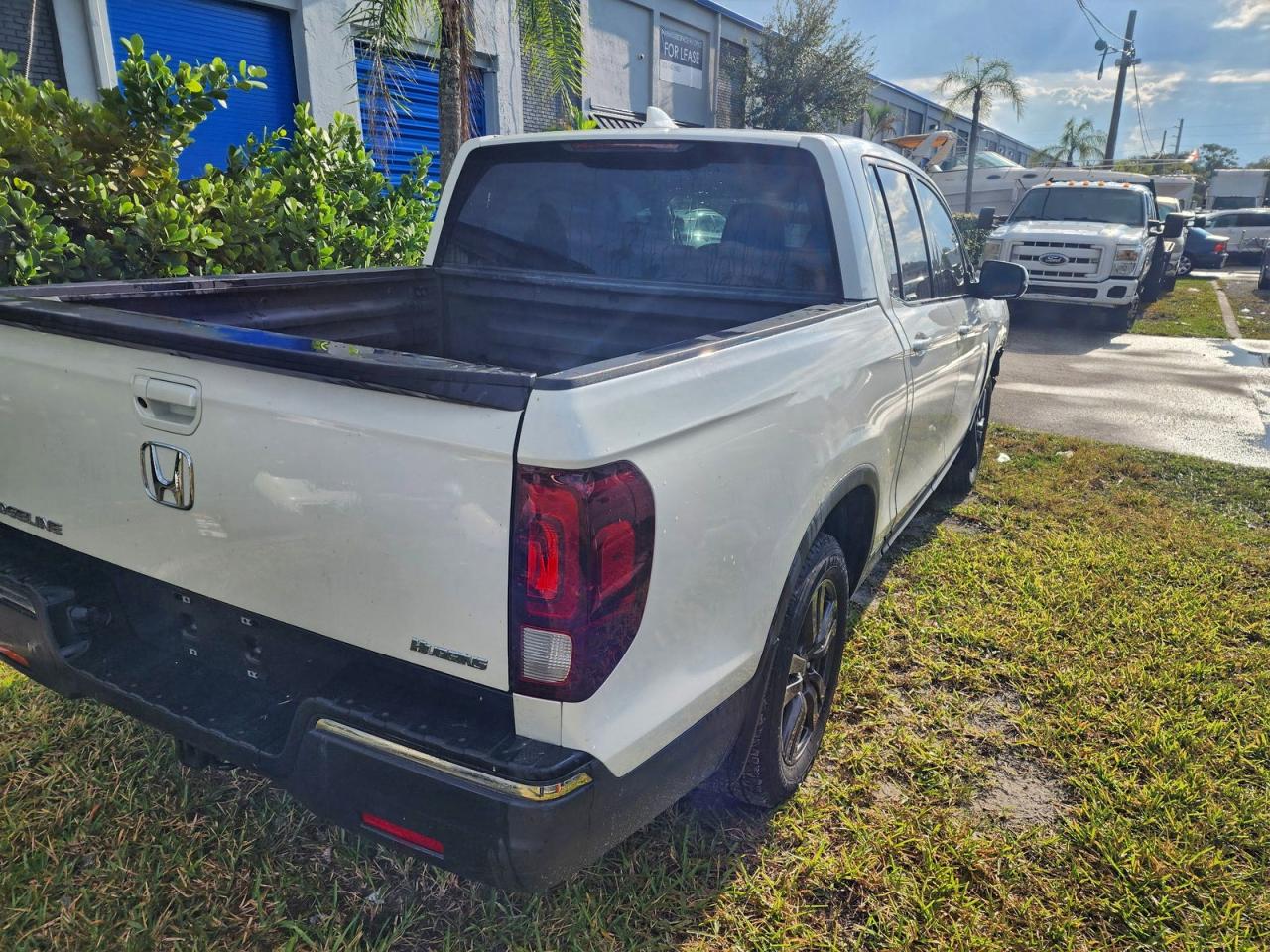 2019 HONDA RIDGELINE SPORT photo 7