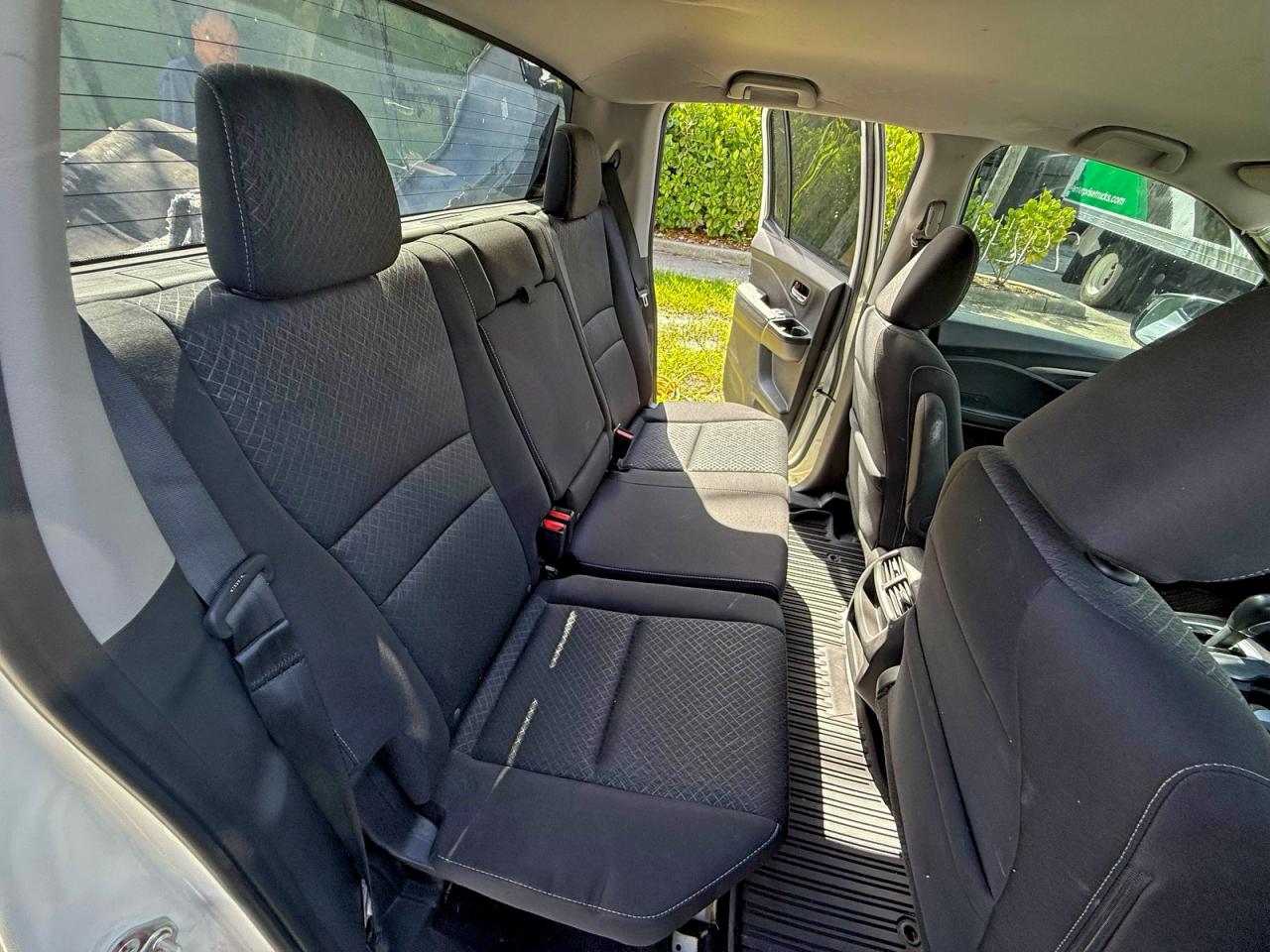 2019 HONDA RIDGELINE SPORT photo 11