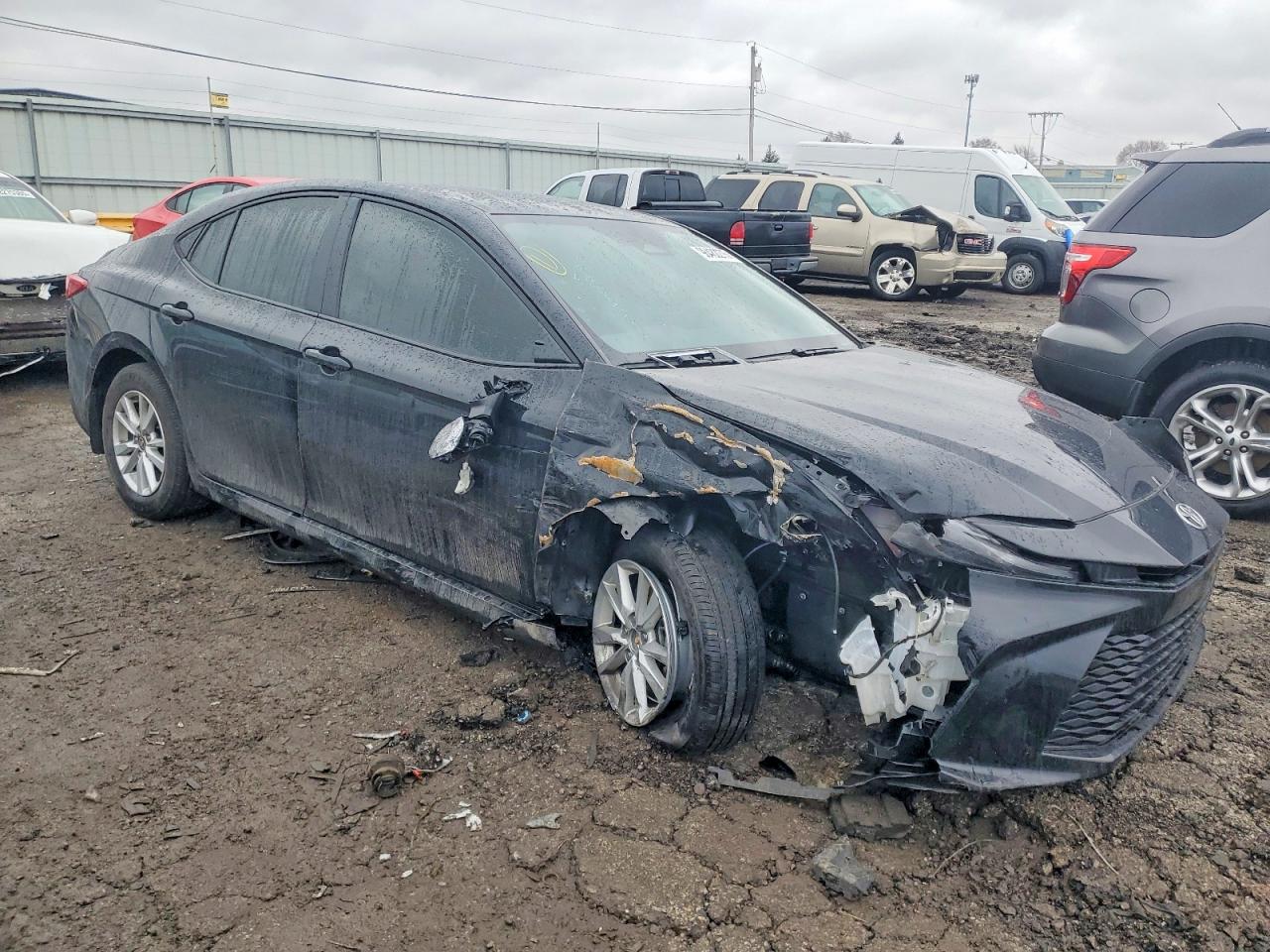 2025 TOYOTA CAMRY XSE photo 4