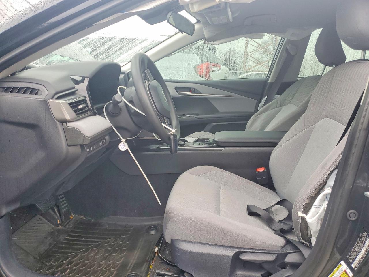 2025 TOYOTA CAMRY XSE photo 7