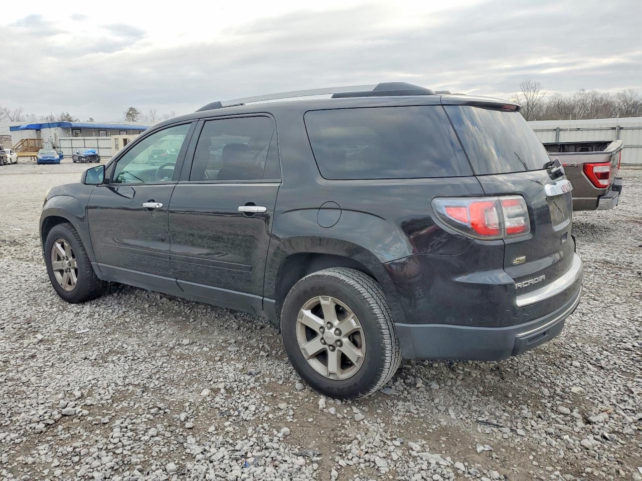 2016 GMC ACADIA SLE photo 2
