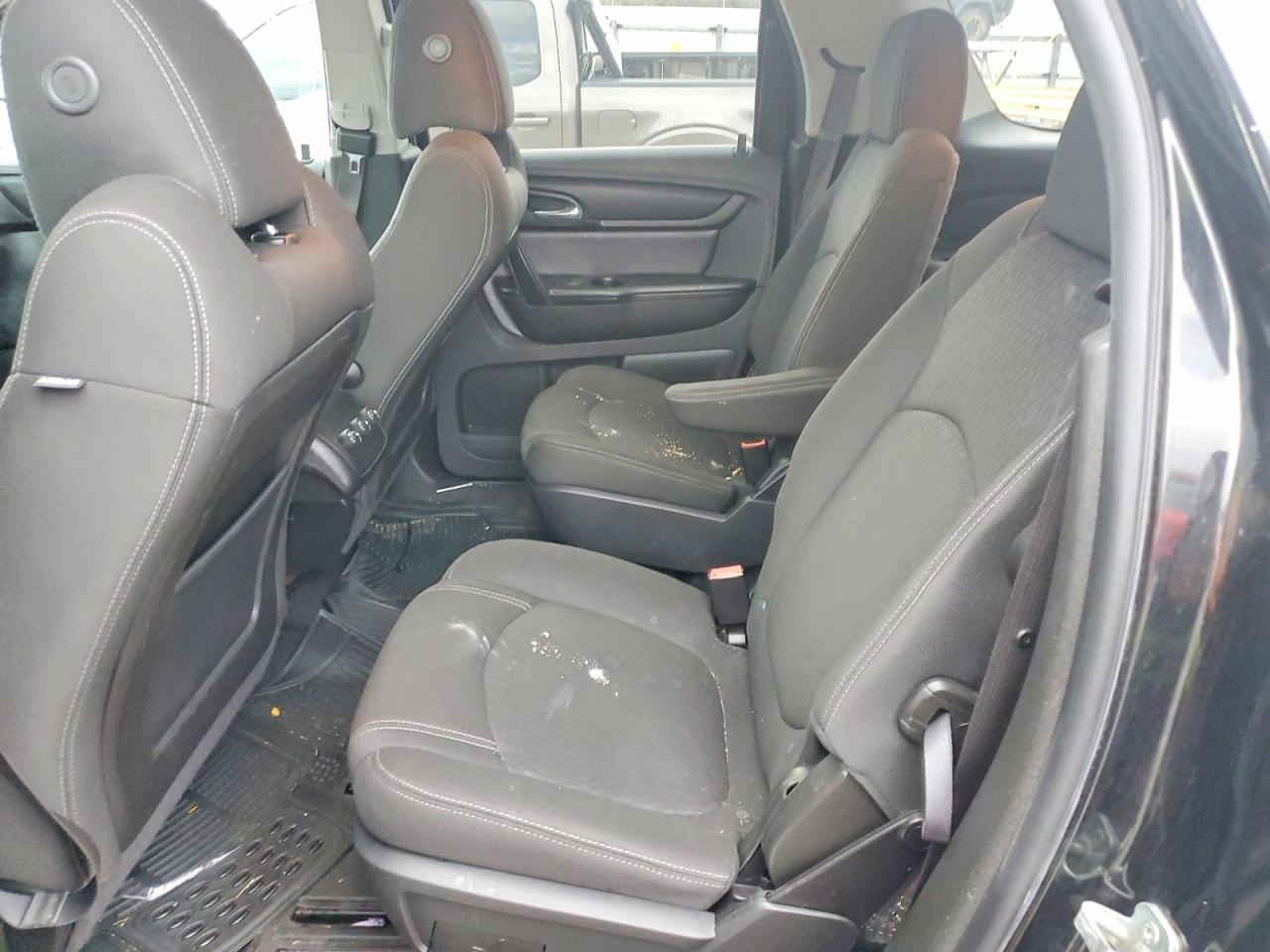 2016 GMC ACADIA SLE photo 11