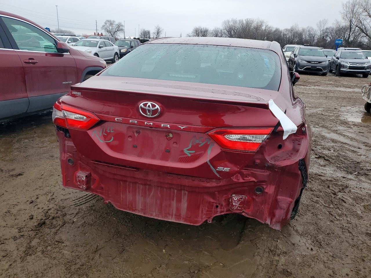 2018 TOYOTA CAMRY L photo 6