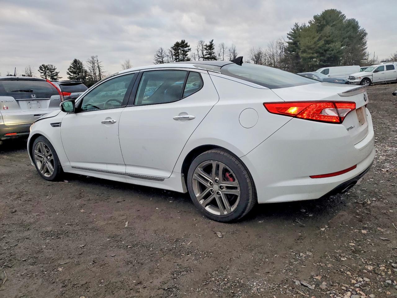 2013 KIA OPTIMA SX photo 2
