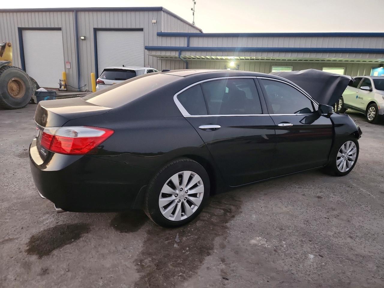 2014 HONDA ACCORD TOURING photo 3