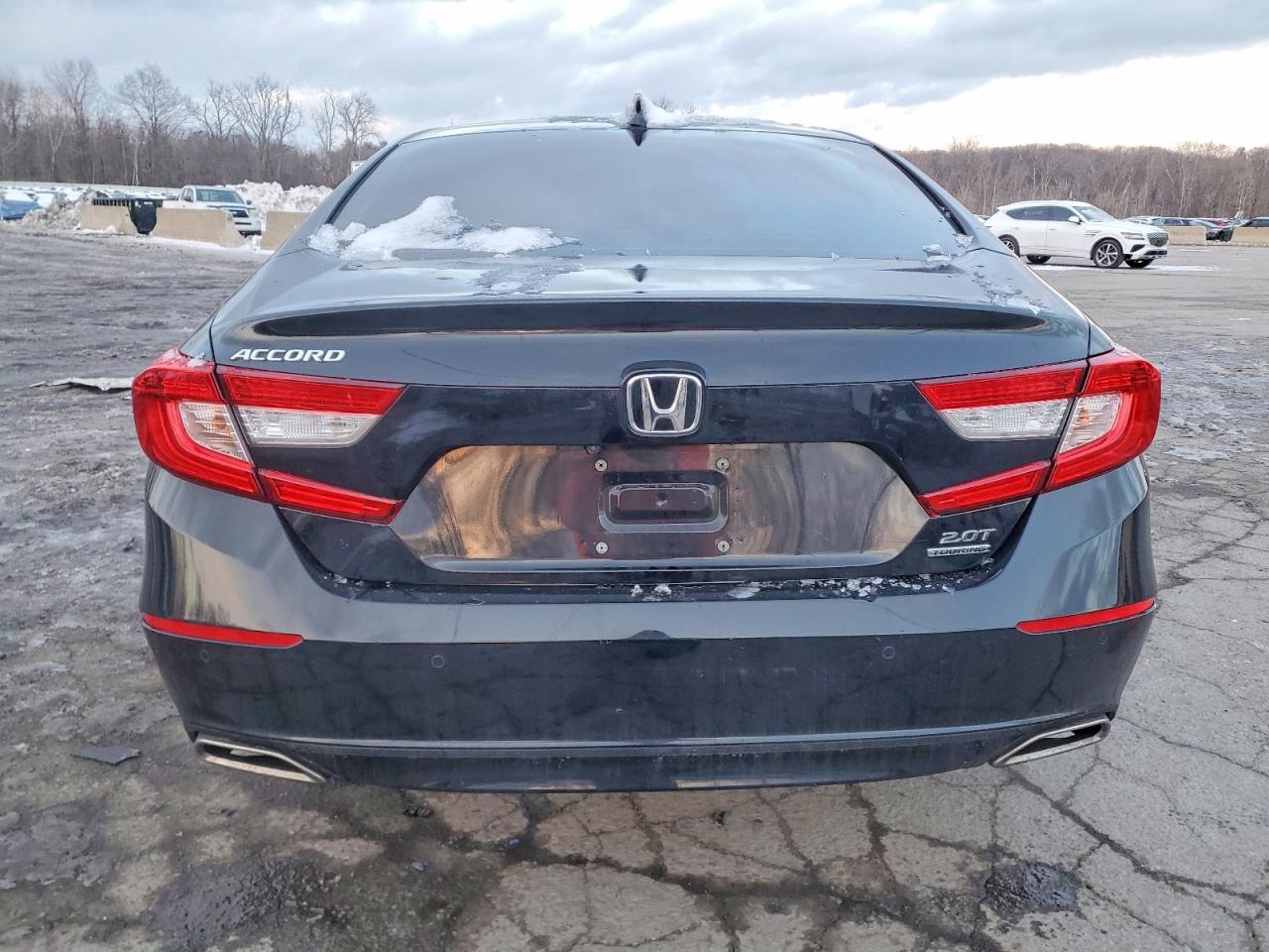 2020 HONDA ACCORD TOURING photo 6
