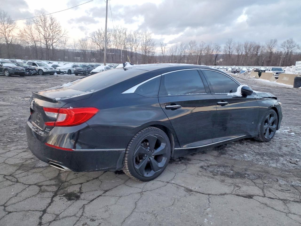 2020 HONDA ACCORD TOURING photo 3