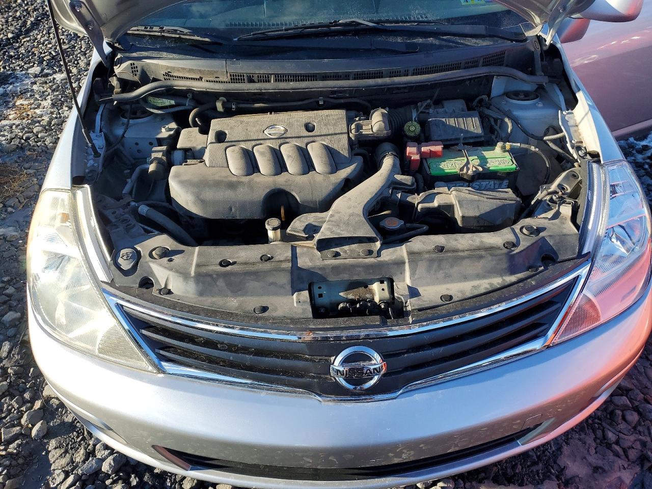 2011 NISSAN VERSA S photo 11