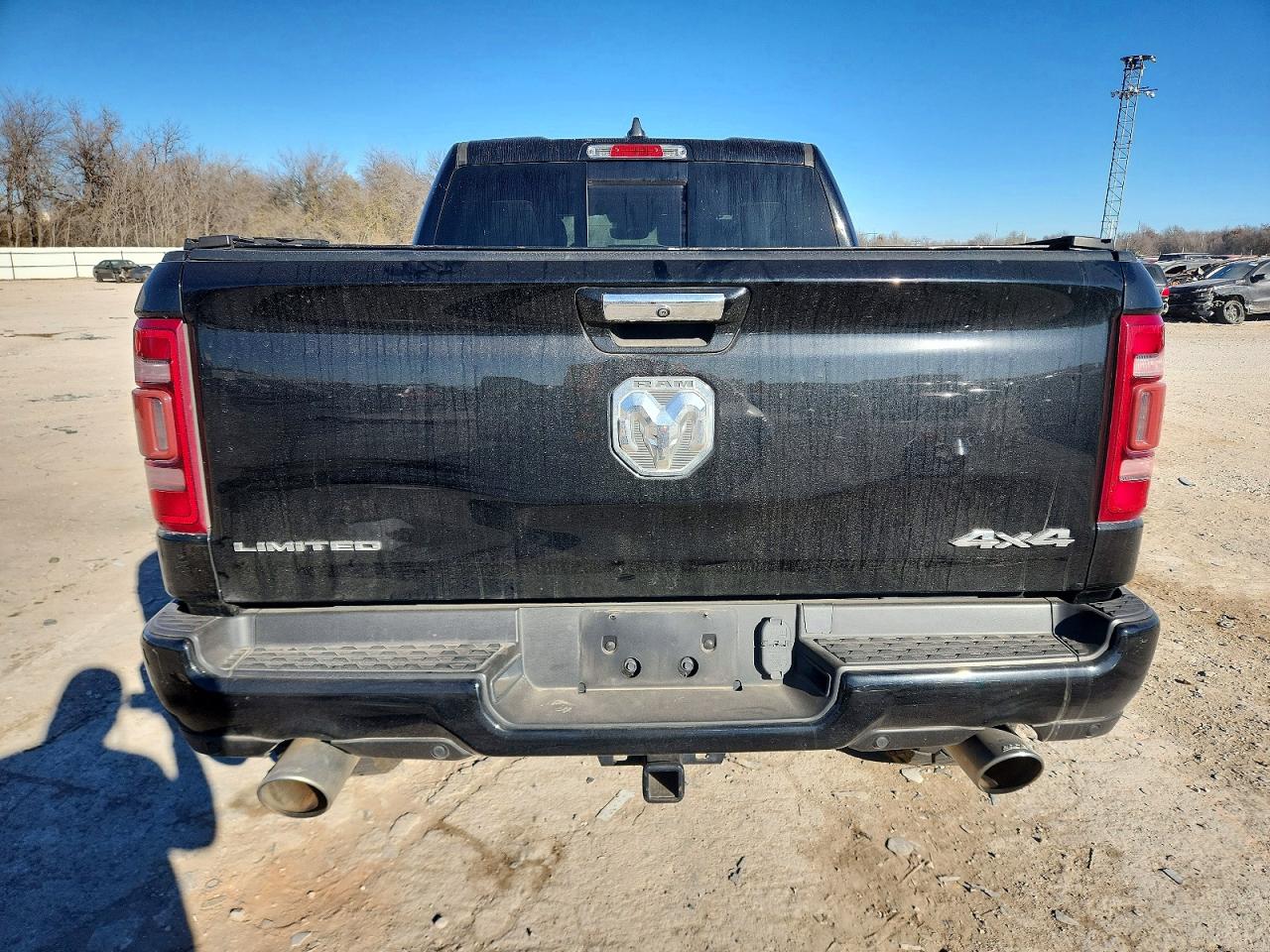 2019 RAM 1500 LIMITED photo 6