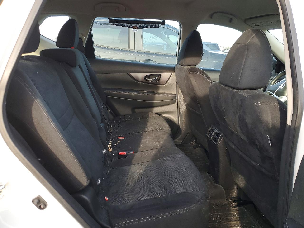 2016 NISSAN ROGUE S photo 10