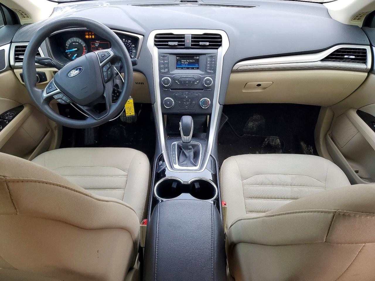 2015 FORD FUSION SE photo 8