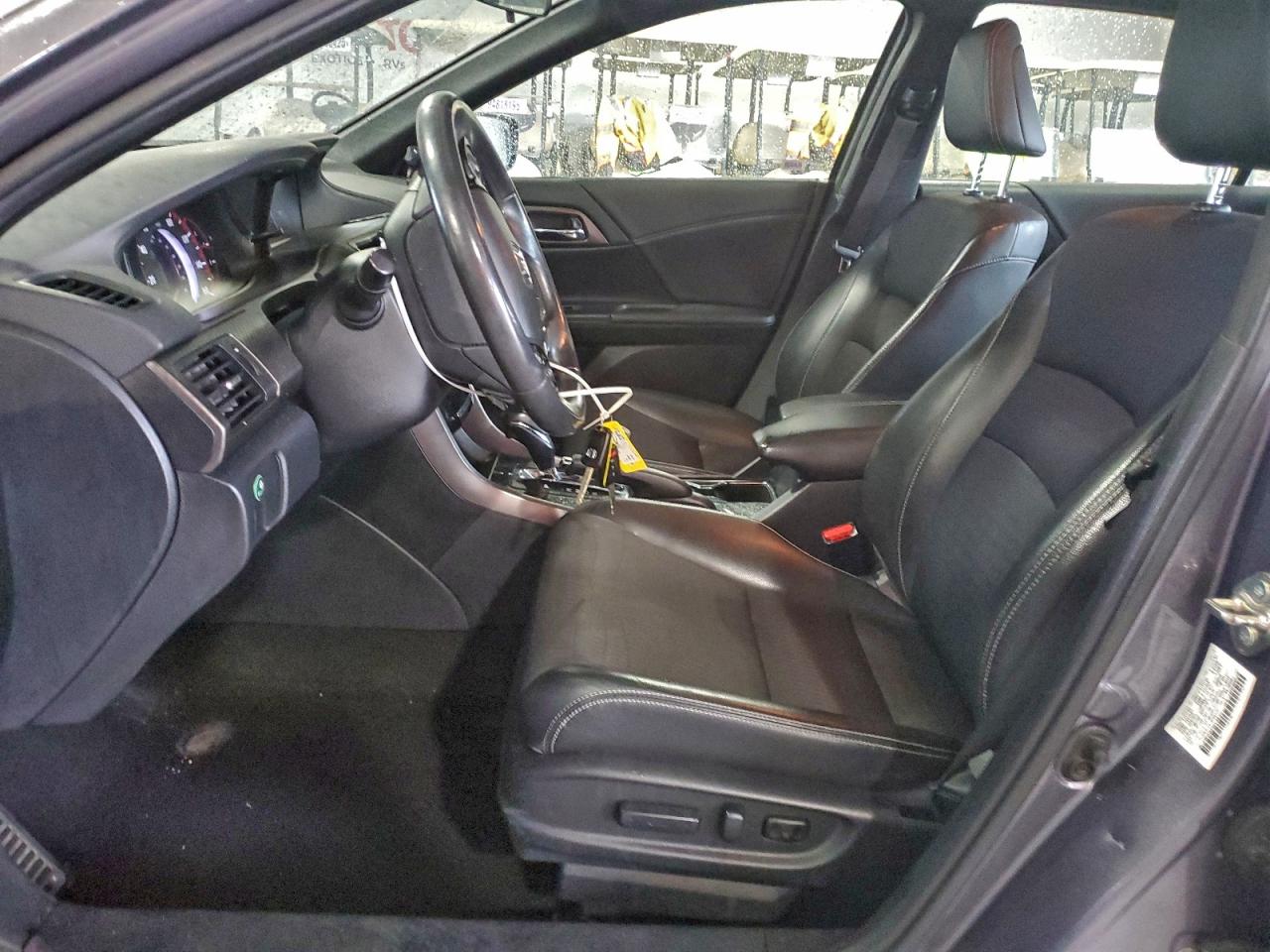 2016 HONDA ACCORD SPORT photo 19