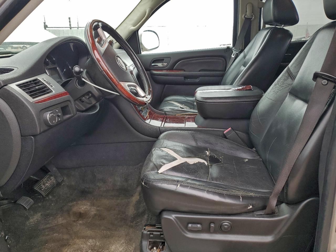2007 CADILLAC ESCALADE LUXURY photo 7