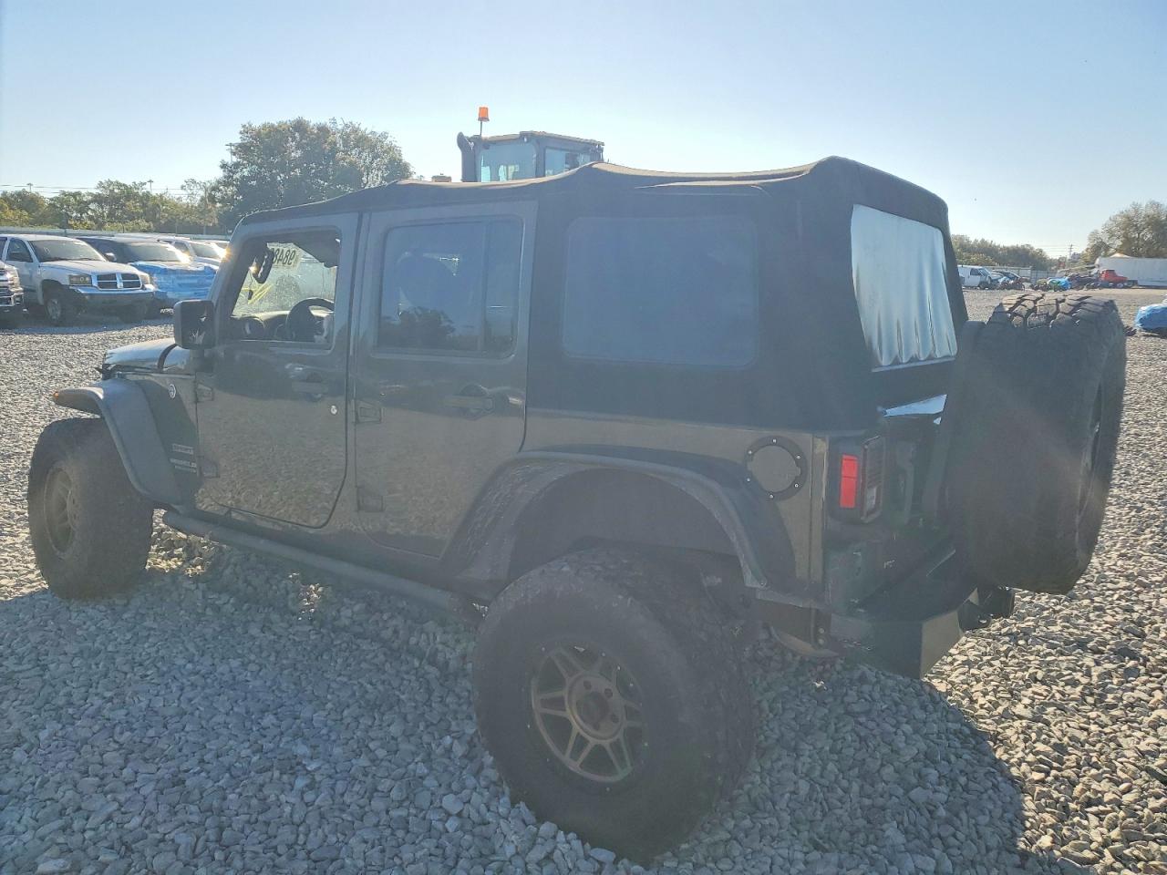 2016 JEEP WRANGLER UNLIMITED SPORT photo 2