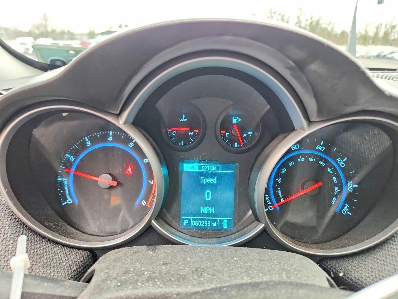 2015 CHEVROLET CRUZE LT photo 9