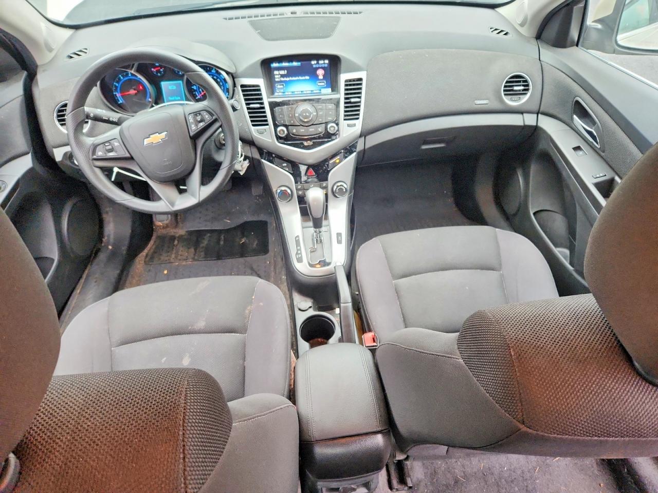 2015 CHEVROLET CRUZE LT photo 8