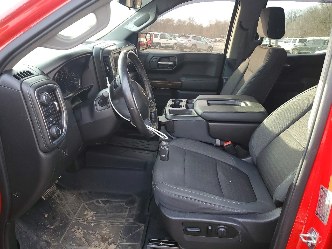 2019 CHEVROLET SILVERADO K1500 LT photo 7