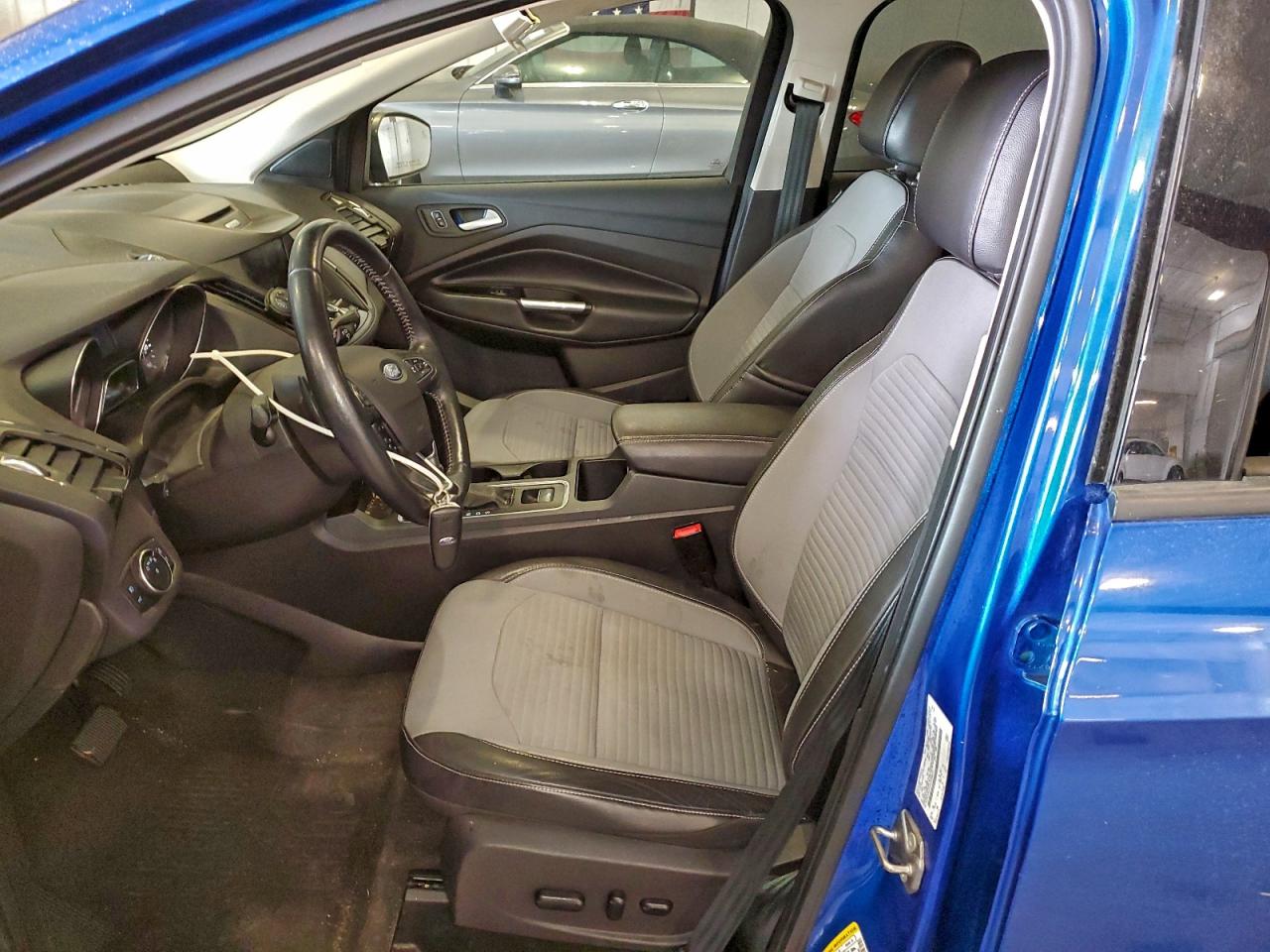 2017 FORD ESCAPE TITANIUM photo 13