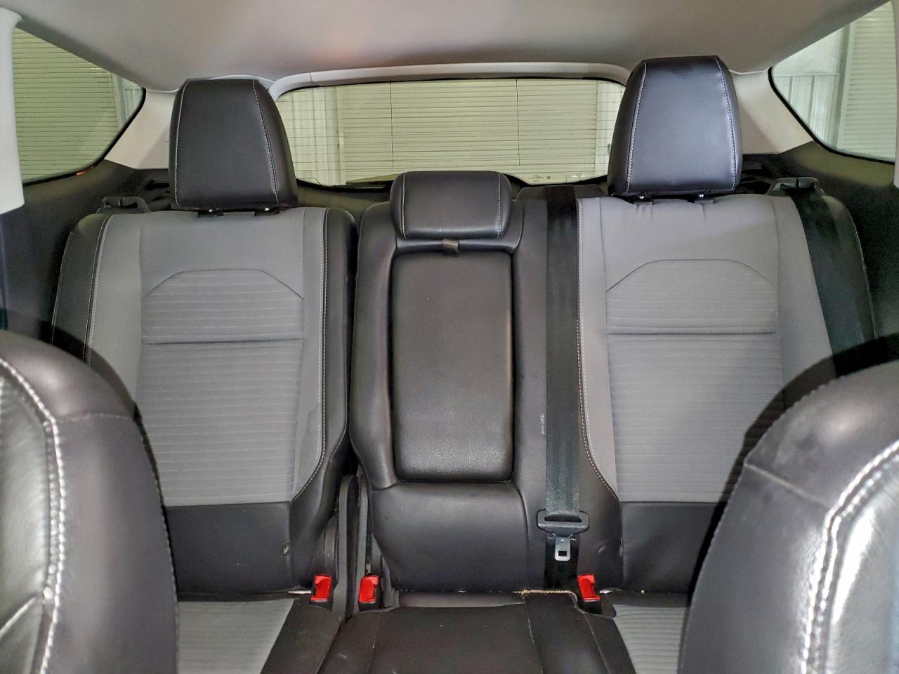 2017 FORD ESCAPE TITANIUM photo 19
