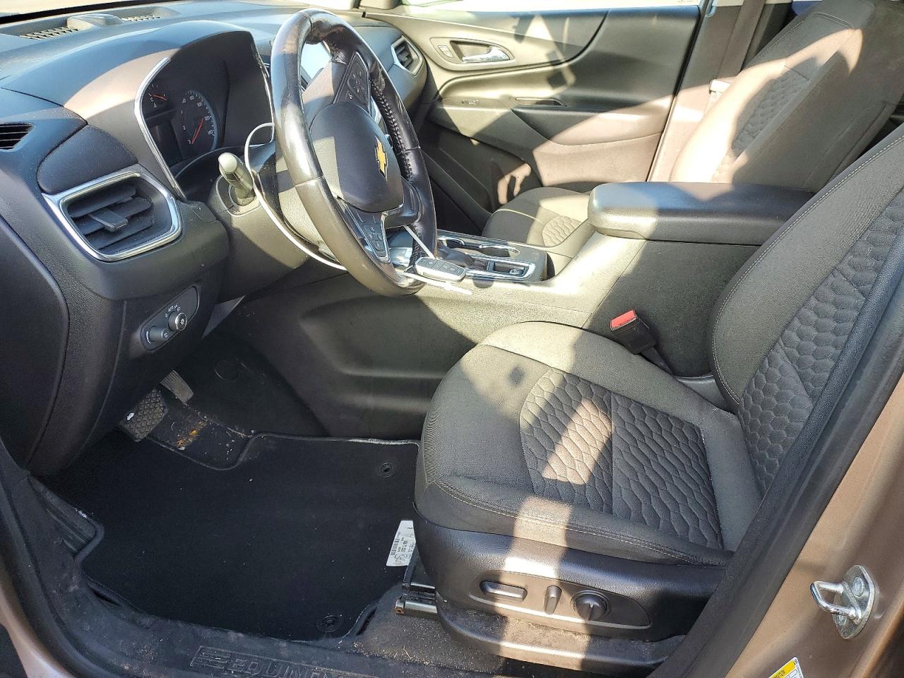 2018 CHEVROLET EQUINOX LT photo 7