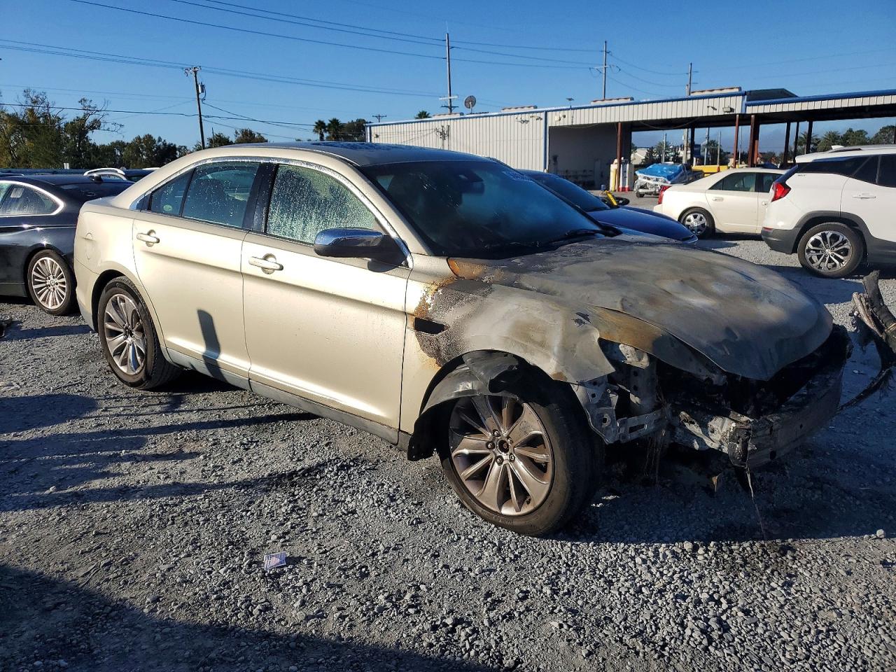 2010 FORD TAURUS LIMITED photo 4
