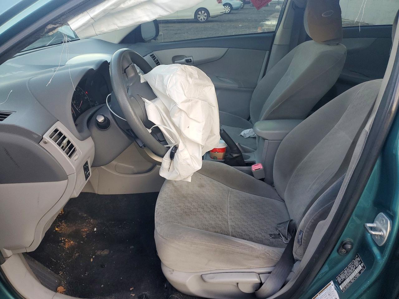 2009 TOYOTA COROLLA BASE photo 13