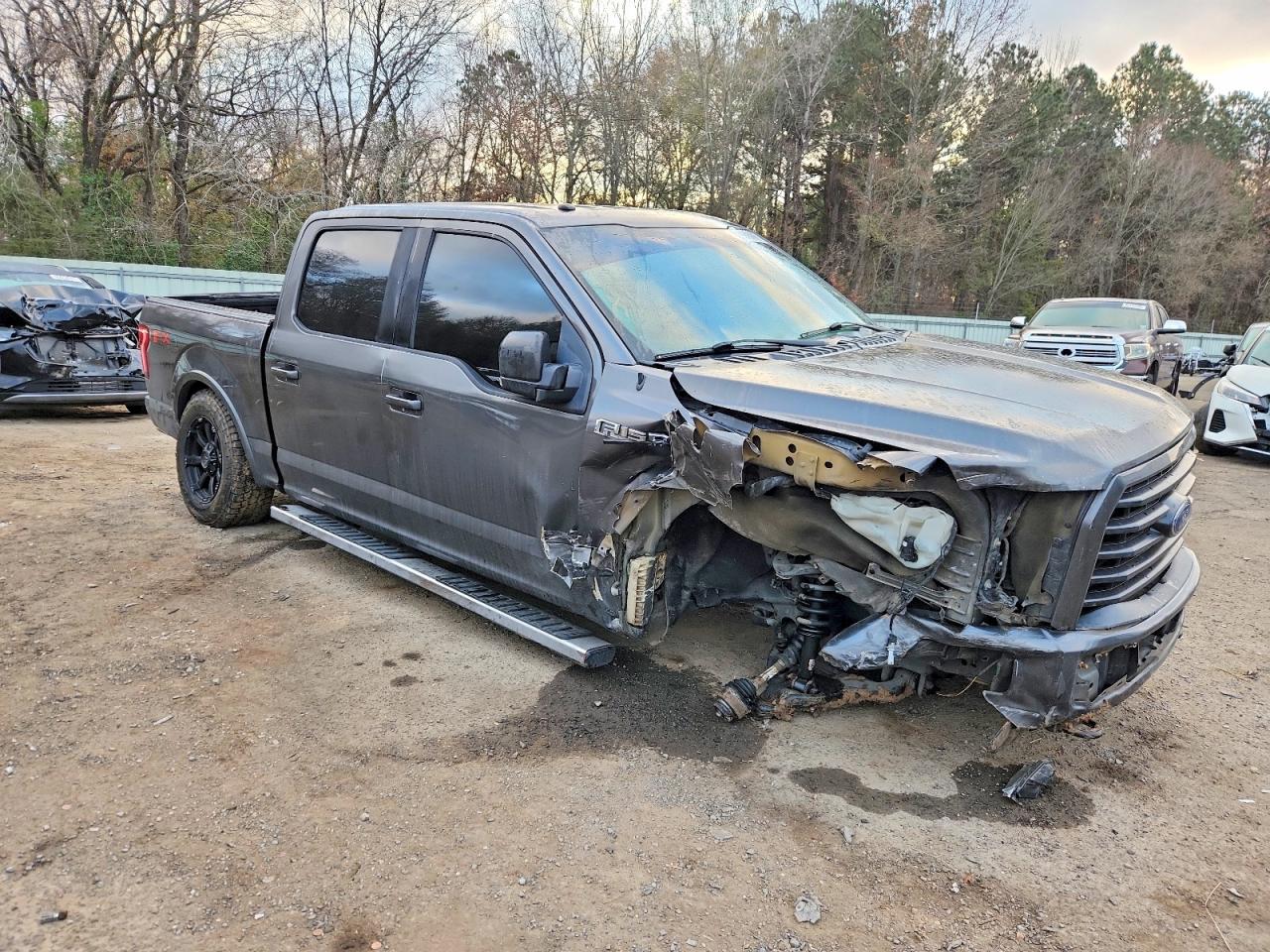 2016 FORD F150 SUPERCREW photo 4