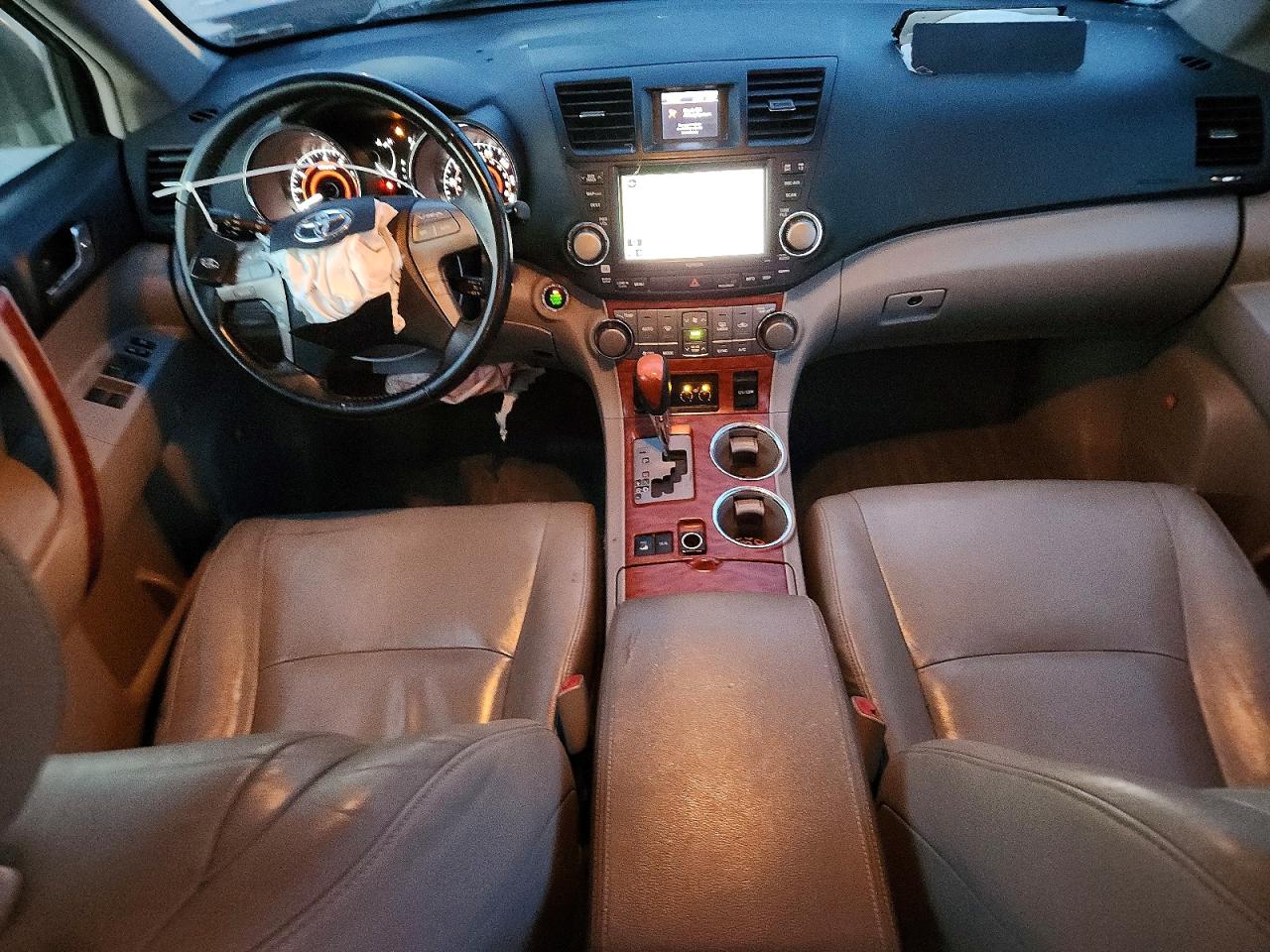 2010 TOYOTA HIGHLANDER LIMITED photo 22