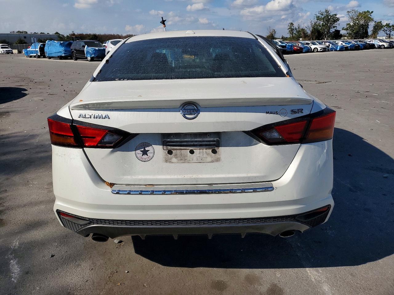 2019 NISSAN ALTIMA SR photo 6