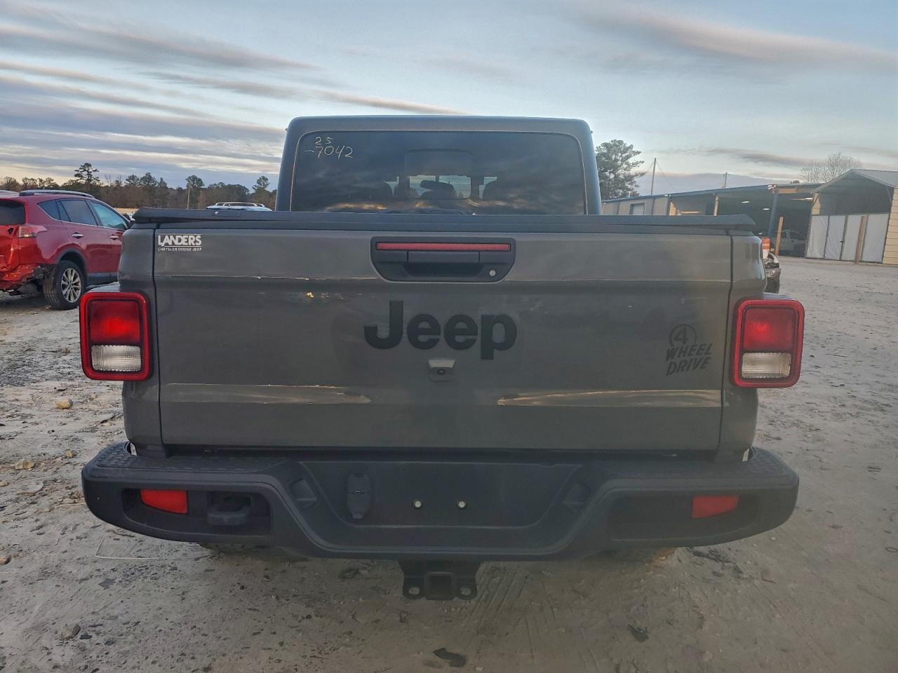 2021 JEEP GLADIATOR SPORT photo 6