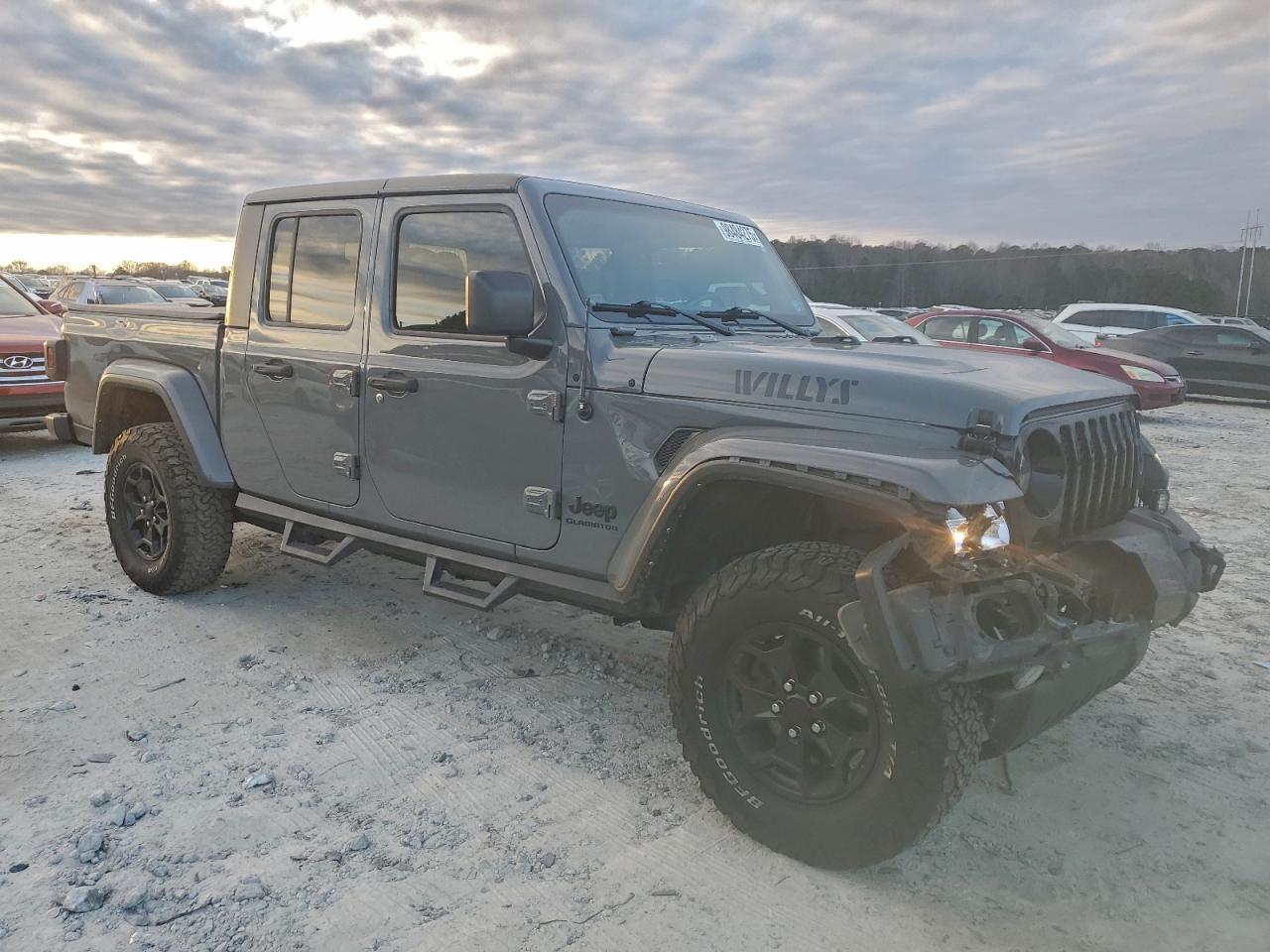 2021 JEEP GLADIATOR SPORT photo 4