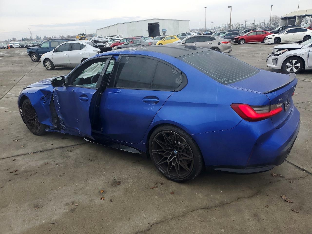 2025 BMW M3 COMPETITION photo 2