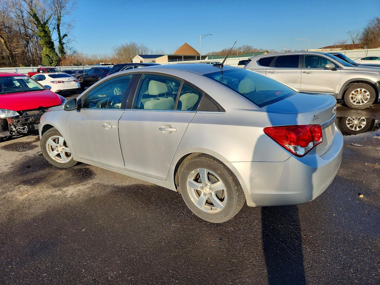 2011 CHEVROLET CRUZE LT photo 2