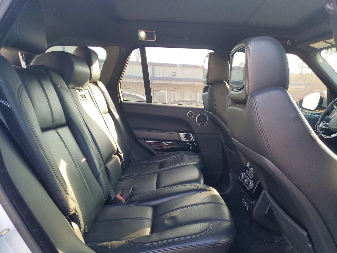 2016 LAND ROVER RANGE ROVER photo 11