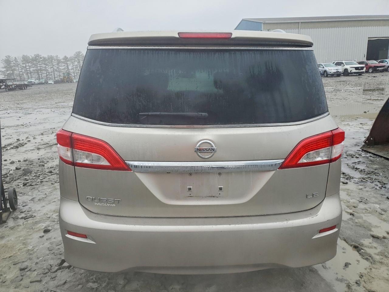 2012 NISSAN QUEST S photo 6