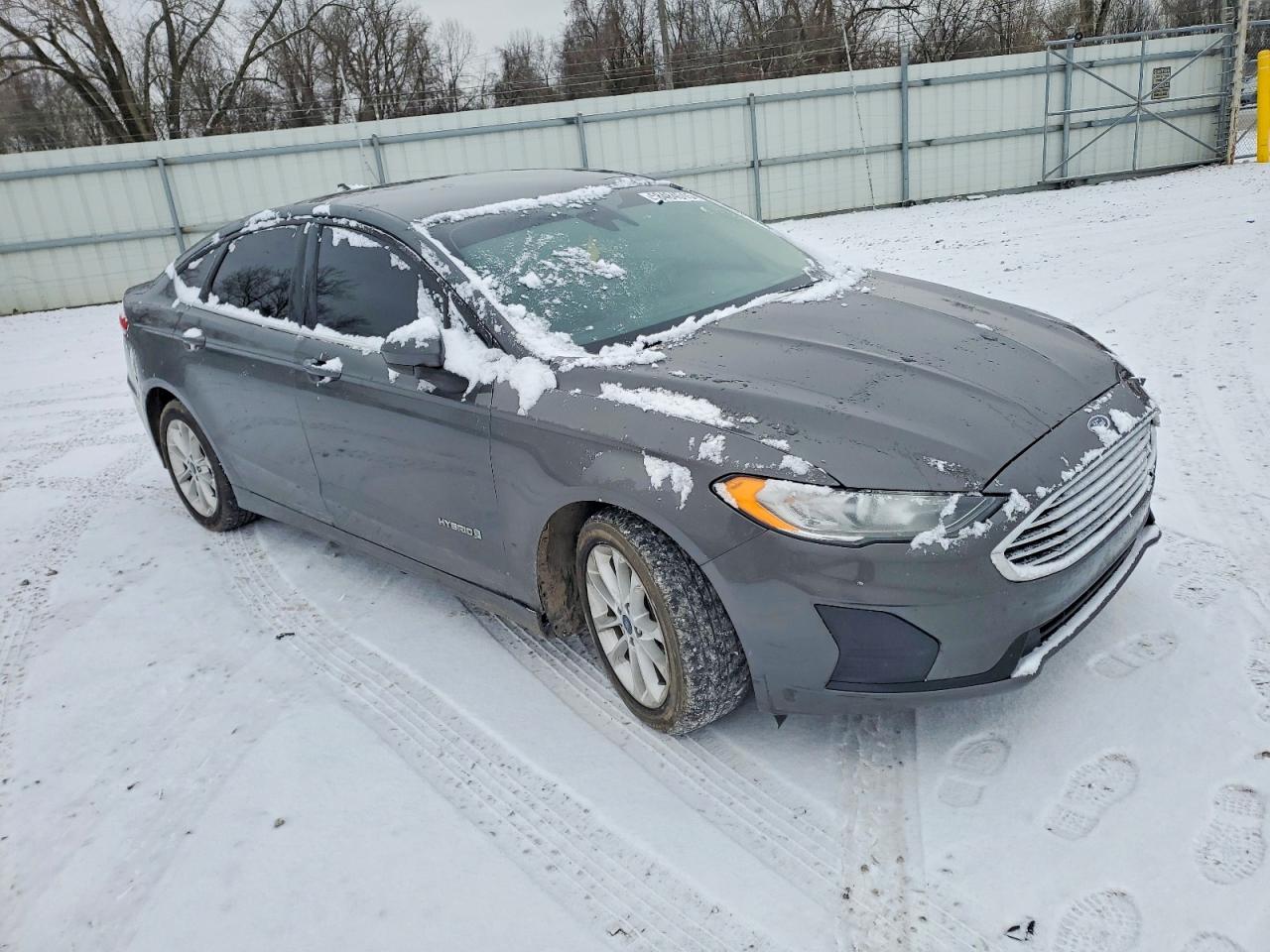 2019 FORD FUSION SE photo 4