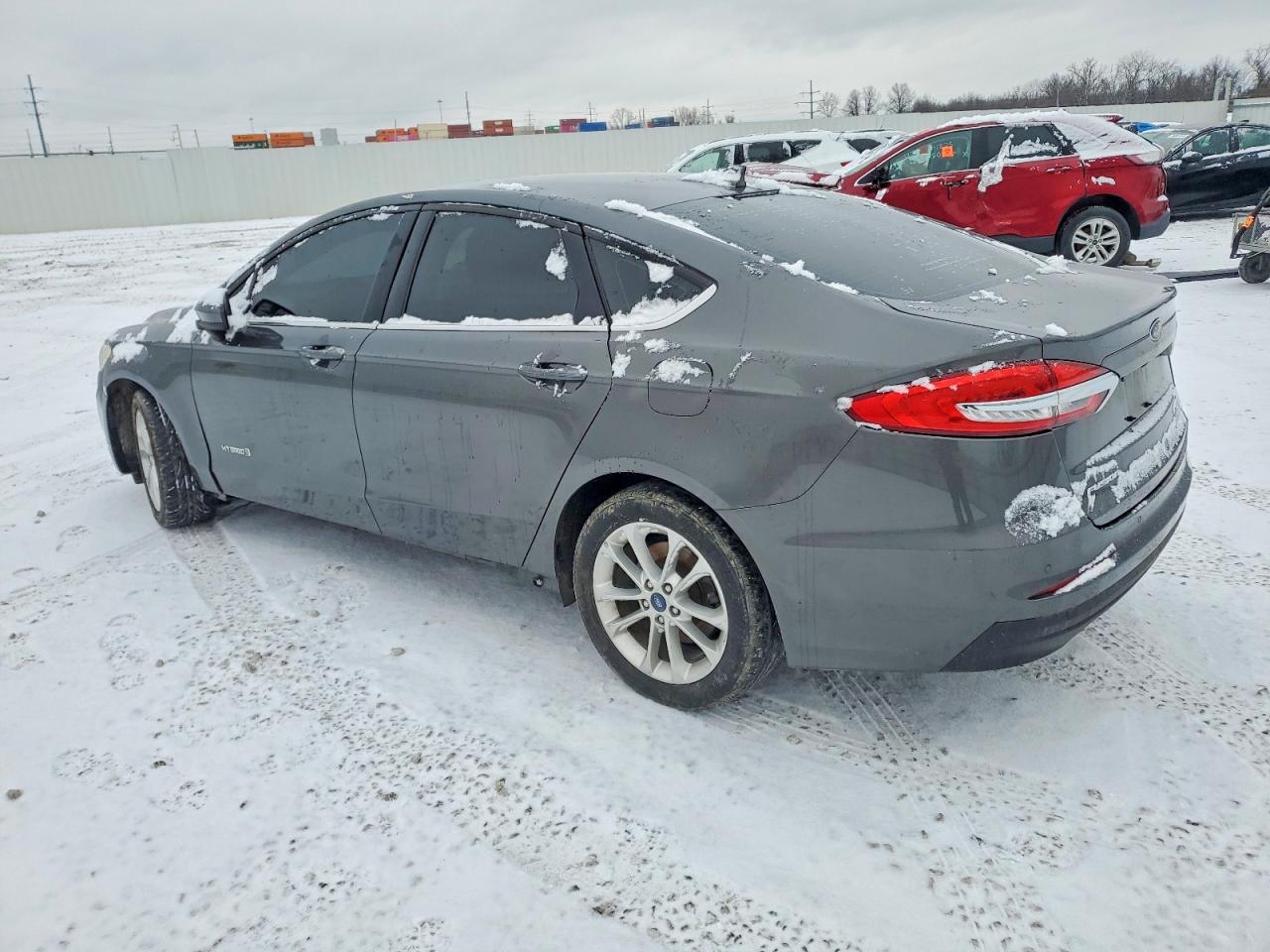 2019 FORD FUSION SE photo 2