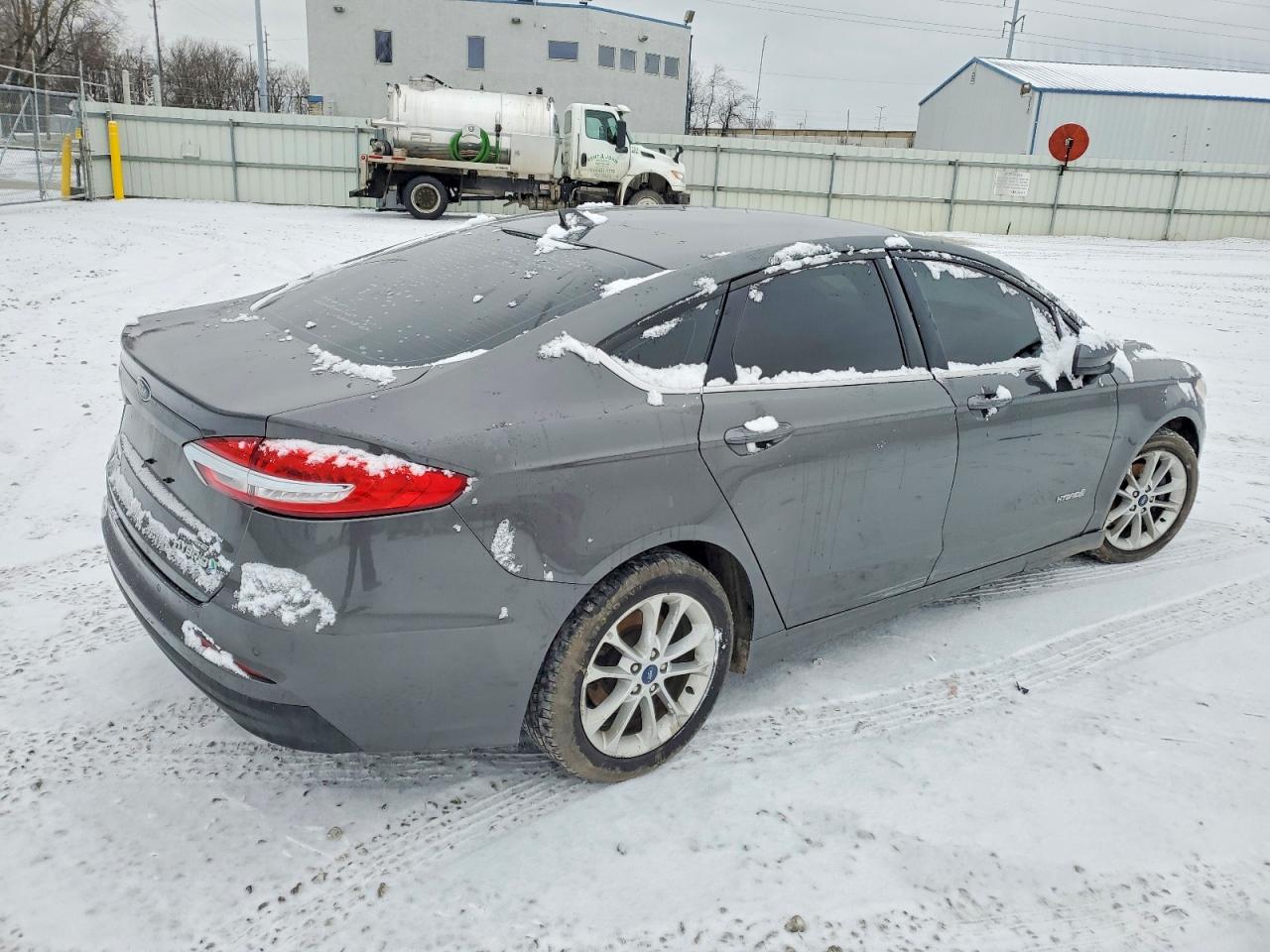 2019 FORD FUSION SE photo 3