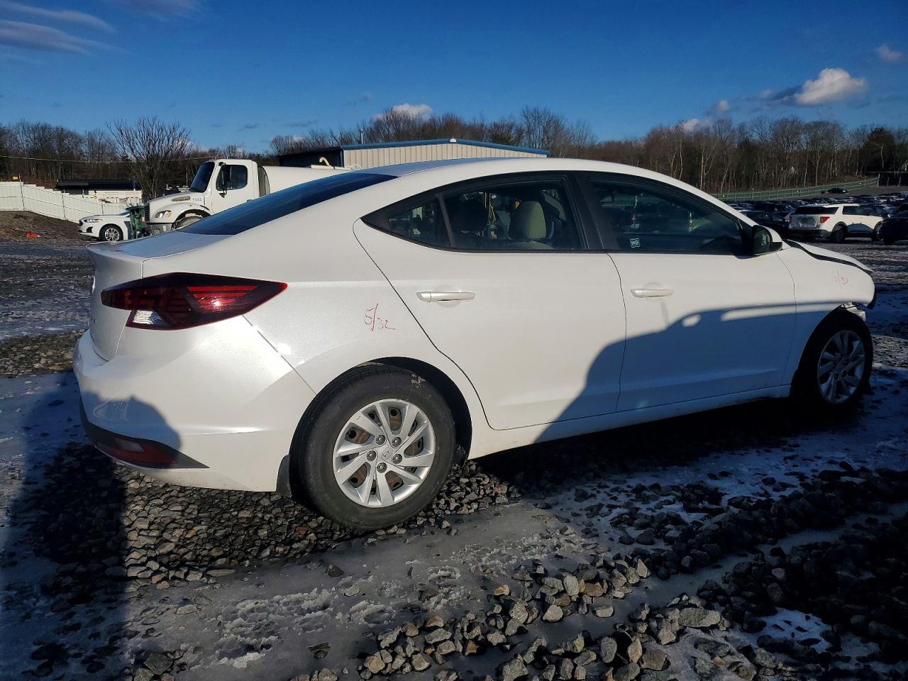 2020 HYUNDAI ELANTRA SE photo 3