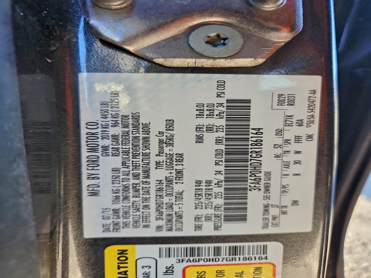 2016 FORD FUSION SE photo 12