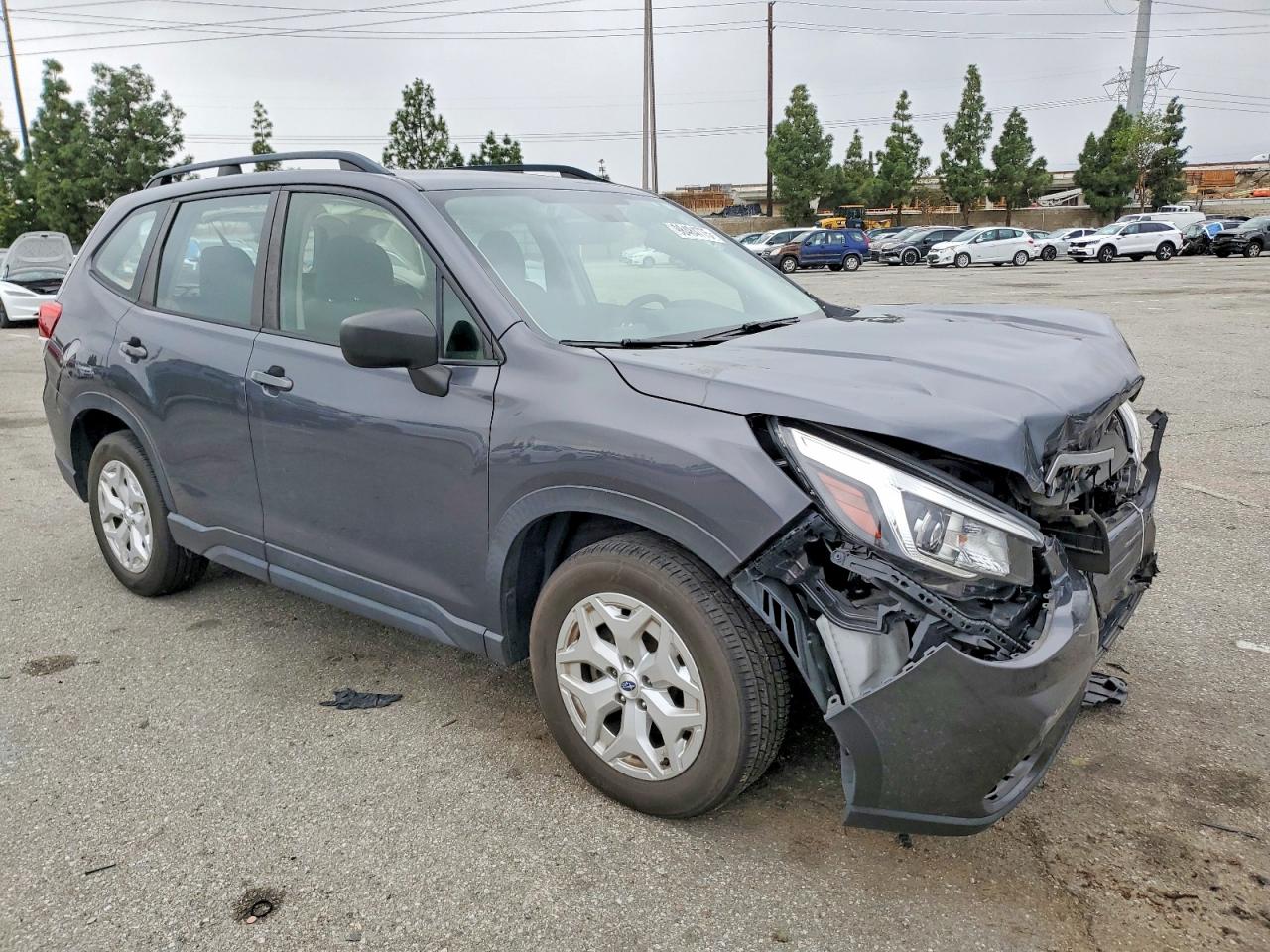 2020 SUBARU FORESTER photo 4