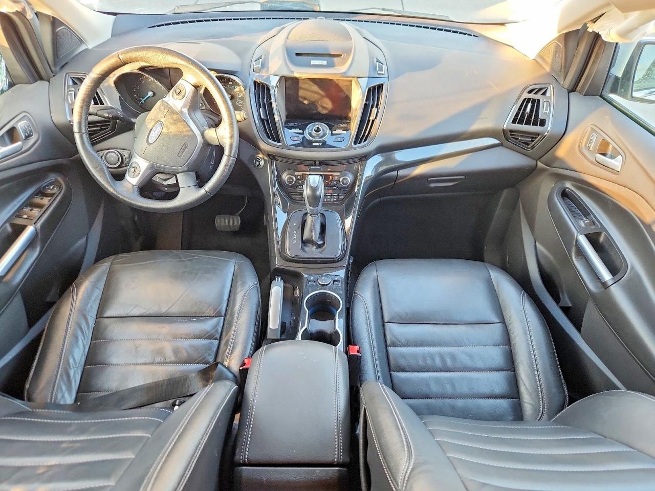 2015 FORD ESCAPE TITANIUM photo 15